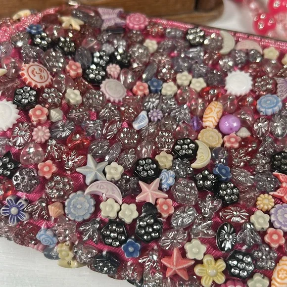 LA VIOLA Pink Clutch Kiss Lock Pink Lined Evening Prom Bag
W/ Strap NWOT - Picture 14 of 16